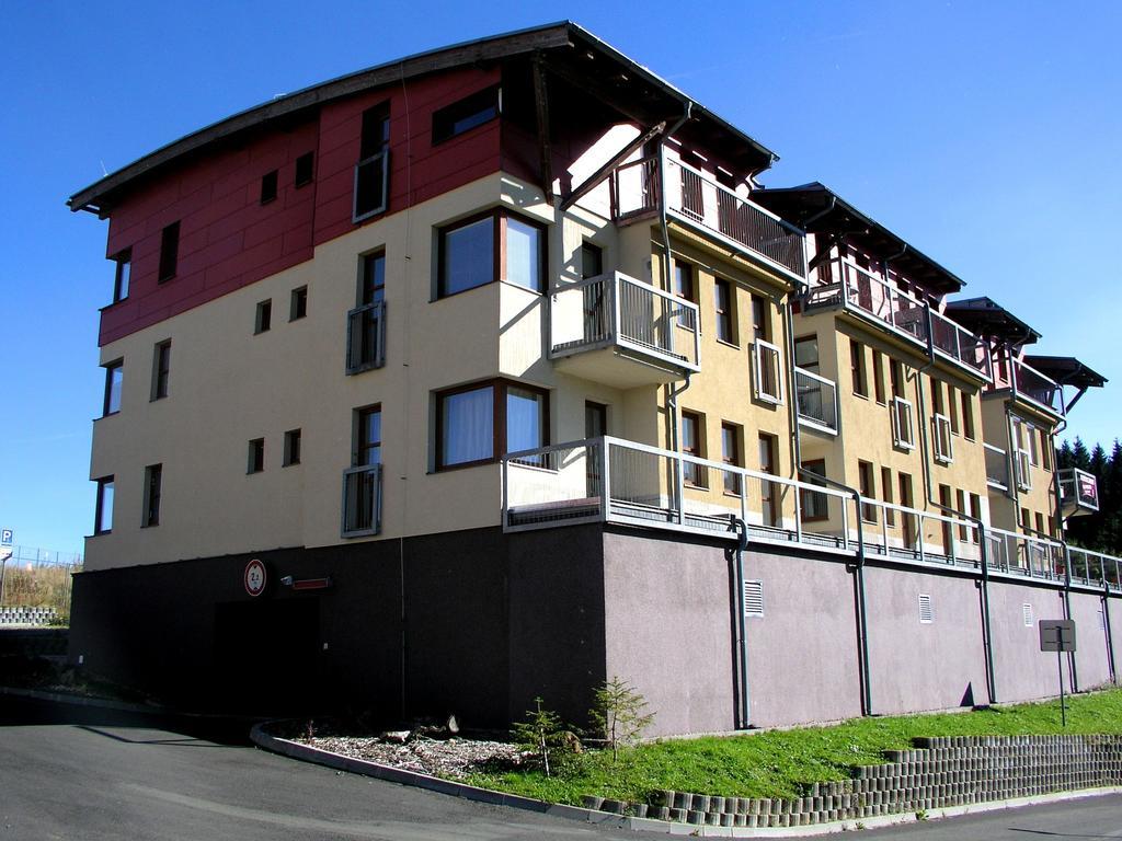Apartman Klinovec 365 Loučná pod Klínovcem Exterior foto